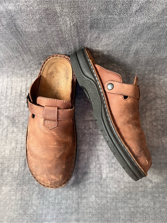 Naot Other - Naot Fiord Clogs Mens EU 45 US 12 Crazy Horse Leather Slip On Mule Buckle Strap